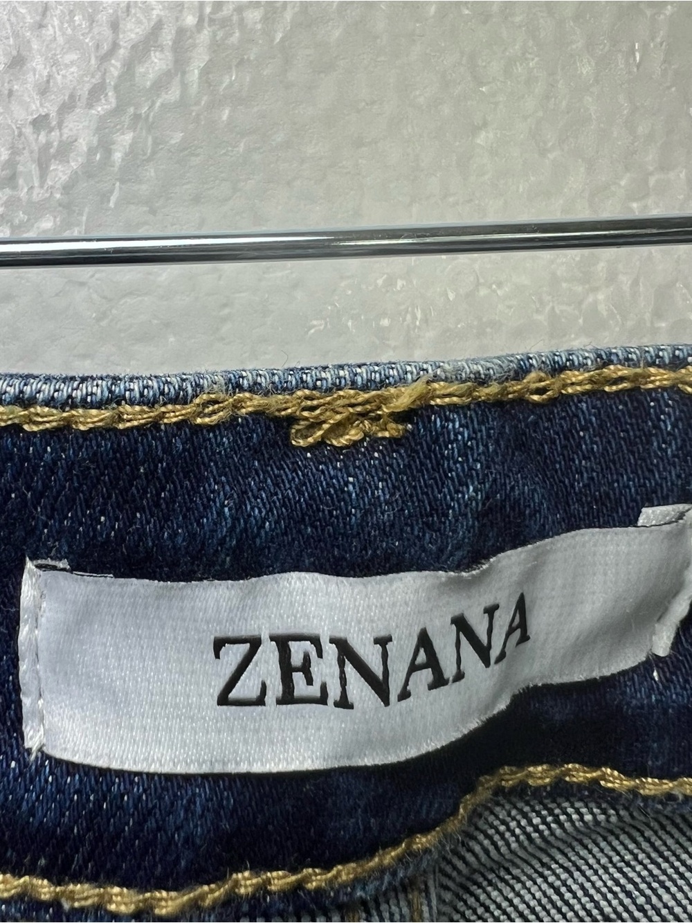 Zenana ripped blue jeans size 27 - Picture 4 of 5